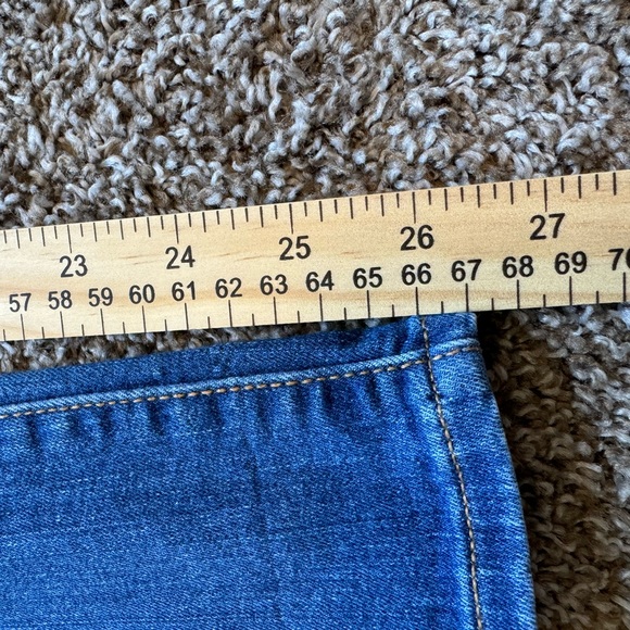 Levi's Classic Mid-Rise Skinny Jeans Wash Blue Women's Size 12 - Picture 8 of 10